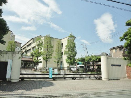 松江中学校の画像