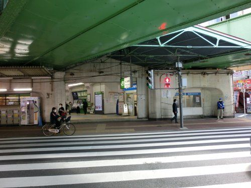 ＪＲ総武線大久保駅の画像