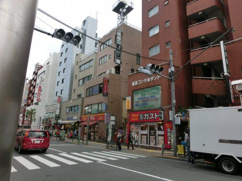 大久保駅前商店街の画像