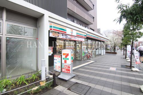 セブンイレブン足立西新井さくら参道店の画像