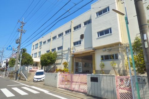 高田小学校の画像