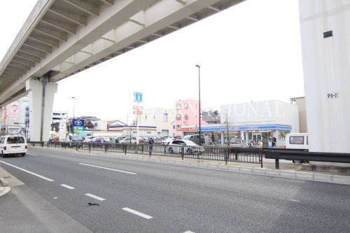 ローソン 足立谷在家店の画像