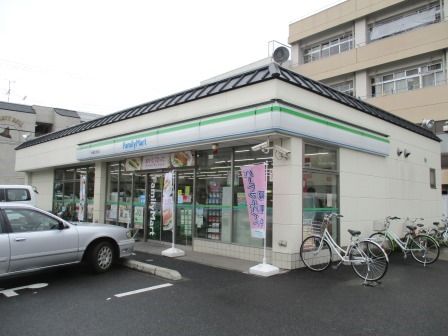 ファミリーマート 太秦丸太町店の画像