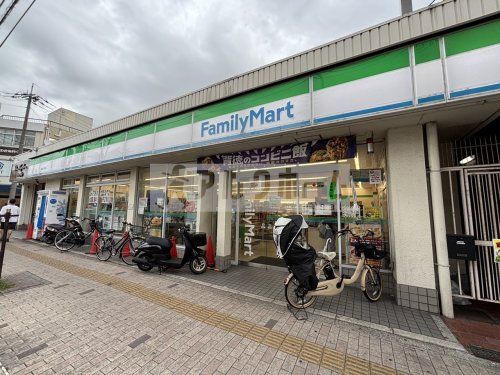 ファミリーマート　八尾安中町店の画像