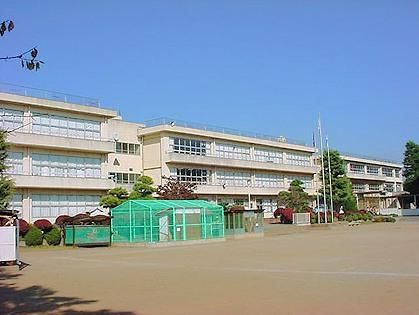 牛久市立牛久小学校の画像