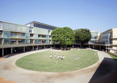 青山学院幼稚園の画像