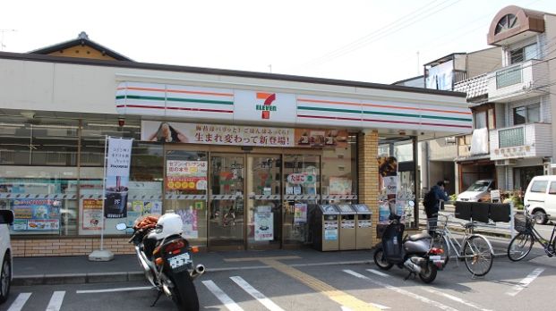 セブン−イレブン 京都大宮北箱ノ井町店の画像