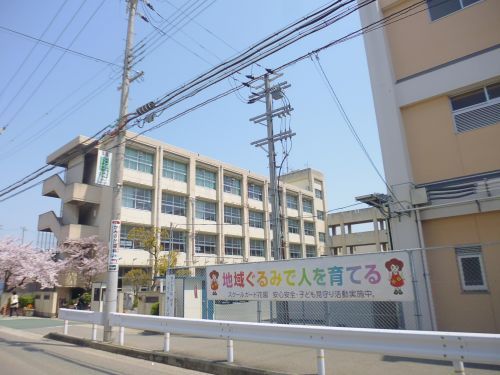 明石市立花園小学校の画像