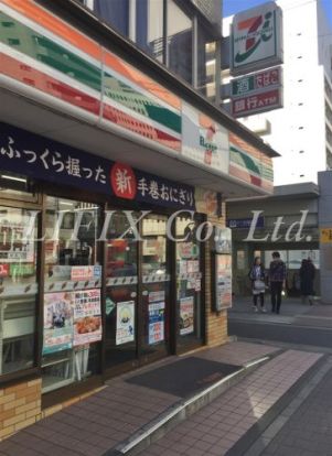  セブンイレブン横浜桜木町駅前の画像