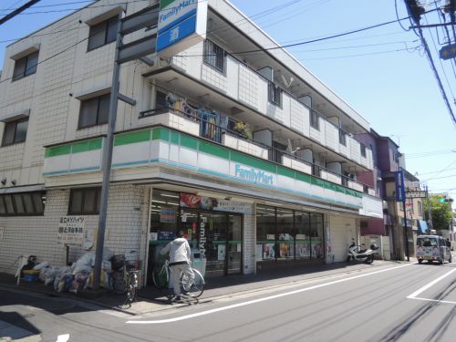 ファミリーマート本木南町店の画像
