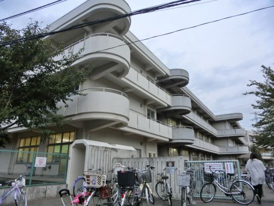 相模原市立 淵野辺東小学校の画像