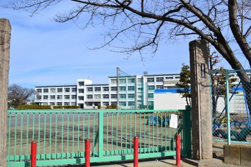 古知野東小学校の画像
