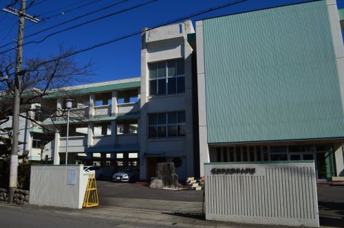草井小学校の画像