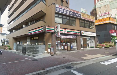 セブン−イレブン 神戸灘六甲道駅前店の画像