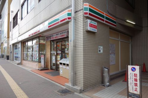 セブンイレブン神戸板宿駅前店の画像