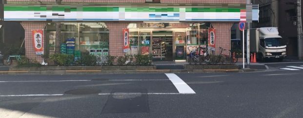 ファミリーマート神田佐久間町店の画像