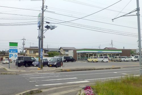 ファミリーマート　富益町店の画像