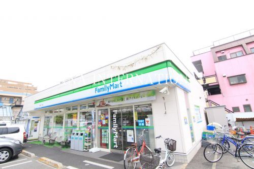 ファミリーマート新松戸６丁目店の画像