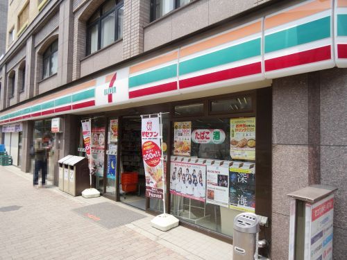 セブン-イレブン 渋谷本町４丁目店の画像