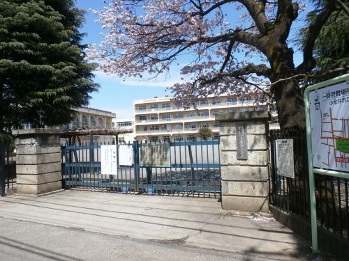 小金井市立 小金井第三小学校の画像