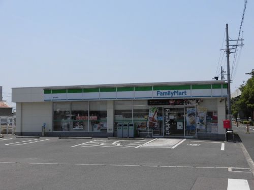 ファミリーマート堺平井店の画像