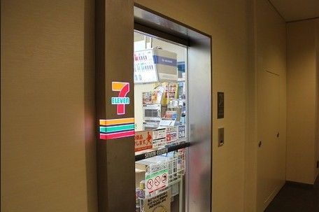 セブン-イレブン Iingキャピタルマークタワー店の画像