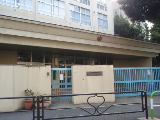 文京区立関口台町小学校の画像