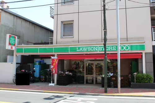 ローソンストア100 蓮沼駅前店の画像