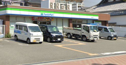 ファミリーマート 灘神前町店の画像