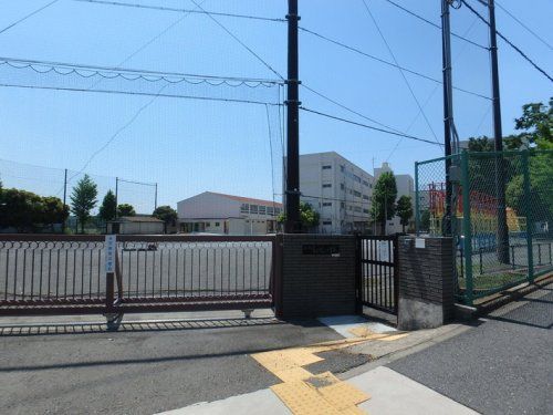 横浜市立美しが丘小学校の画像