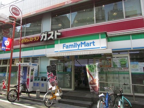 ファミリーマート野方駅南店の画像