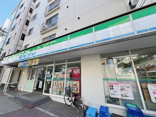 ファミリーマート 神戸花隈店の画像