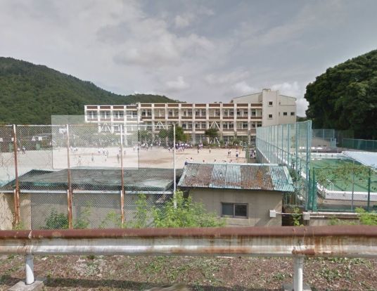 神戸市立唐櫃小学校の画像