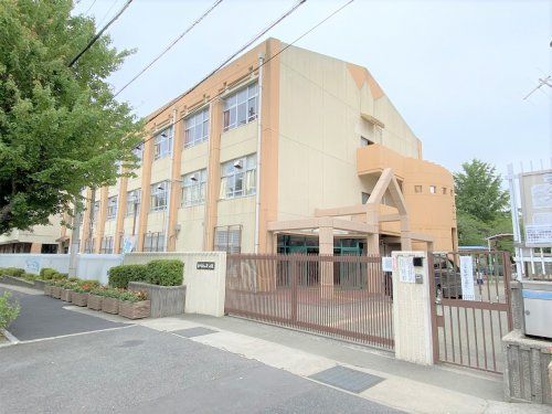 本山第三小学校の画像