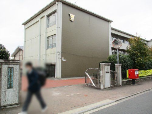 京都市立 四条中学校の画像