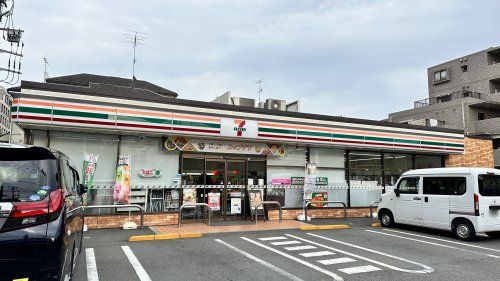 セブンイレブン 三鷹新川6丁目店の画像