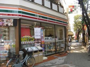 セブンイレブン 西日暮里六丁目店の画像