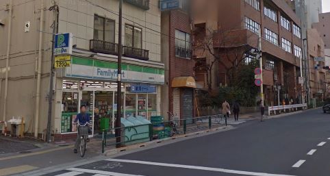 ファミリーマート加藤根岸店の画像