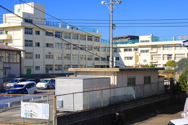 仙台市立西多賀小学校の画像
