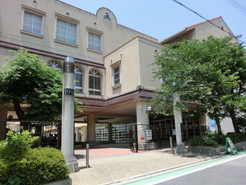 西宮市立大社小学校の画像