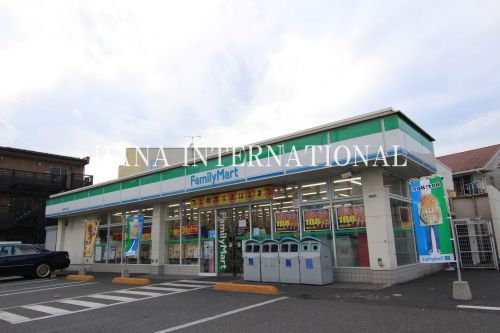  ファミリーマート島根四丁目店の画像