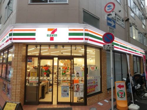 セブン−イレブン 大阪宗右衛門町東店の画像