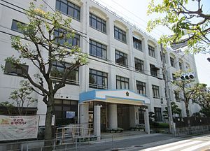 大阪市立豊仁小学校の画像