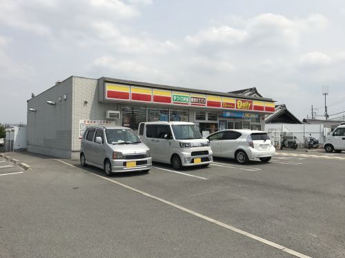 デイリーヤマザキ美原平尾店の画像