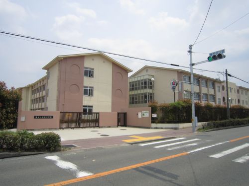 堺市立美原中学校の画像