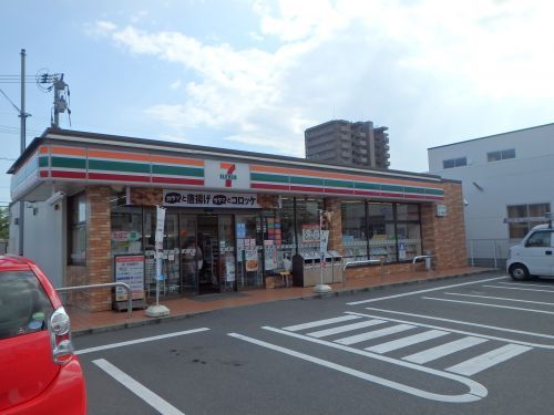 セブン−イレブン 岡山今２丁目店の画像