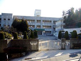 茨木市立春日丘小学校の画像