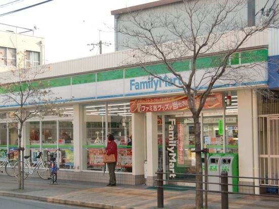 ファミリーマート八尾安中町店の画像