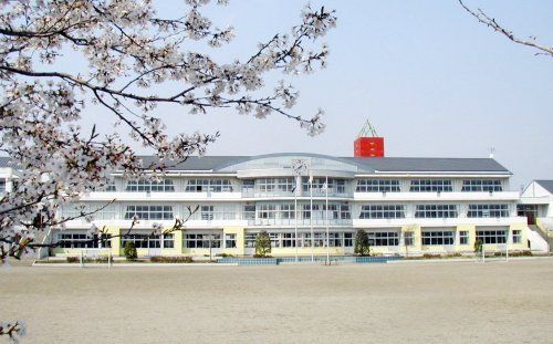 高根沢町立西小学校の画像