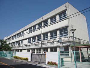 堺市立東三国丘小学校の画像